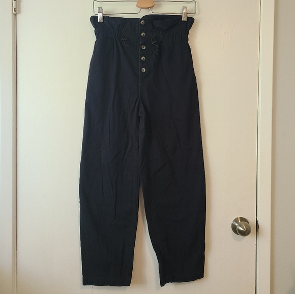 URBAN OUTFITTERS Terra High-Waisted Button-Front Paperbag Pants XS - Picture 3 of 7